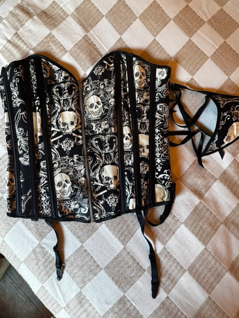 Shirley of Hollywood skull bustier corset goth lace up top /thong panty NEW Read